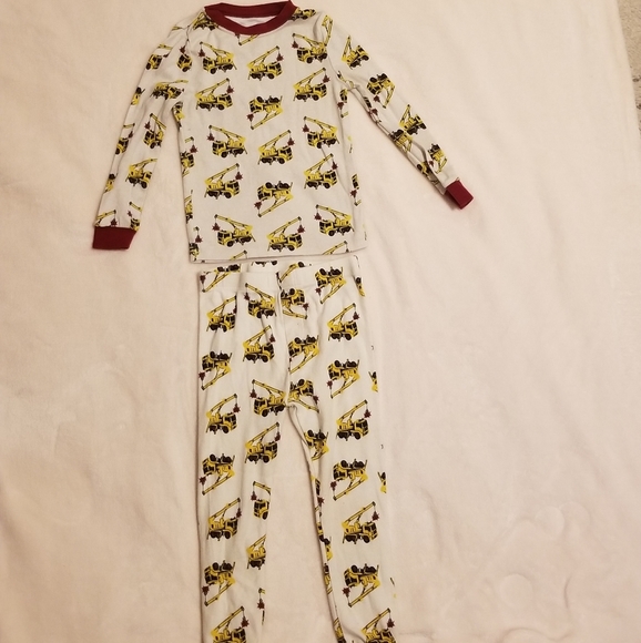 2 Boy's Pajamas Sets - Picture 5 of 7
